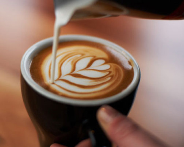 Лате арт – или как една чаша кафе се превръща в истински шедьовър