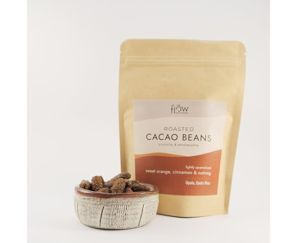 Flow Cacao Какаови зърна с портокал, канела и индийско орехче 100 гр