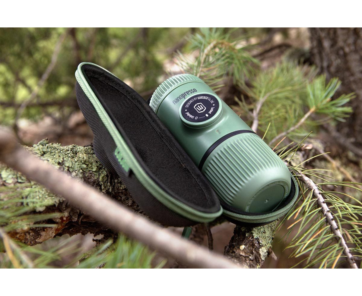 Wacaco® Nanopresso Moss Green + калъф – Преносима портативна машина за еспресо