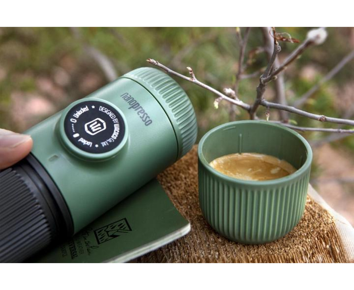 Wacaco® Nanopresso Moss Green + калъф – Преносима портативна машина за еспресо